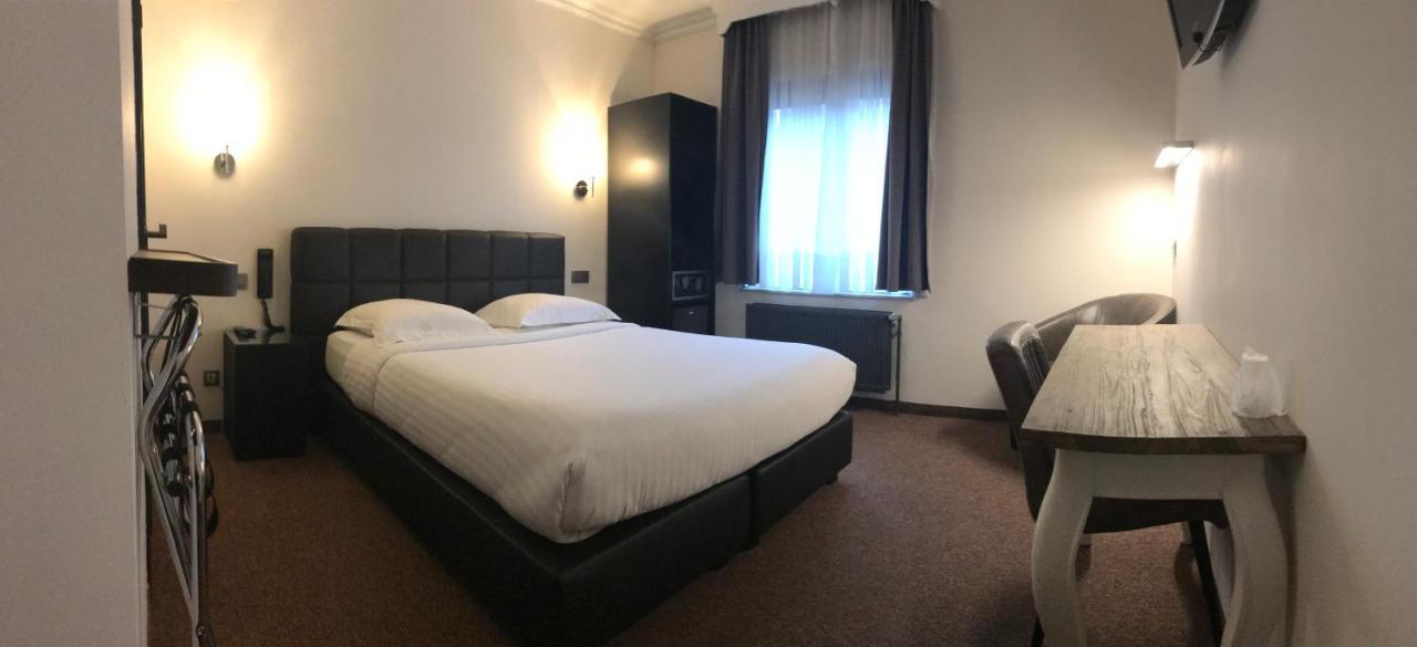 Best hotel Brussel Buitenkant foto
